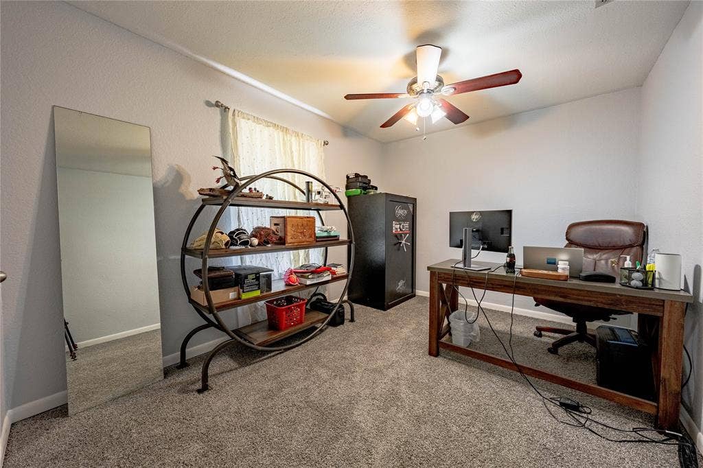5 Linden Lane, Athens, TX 75751 4th bedroom but being used as an office