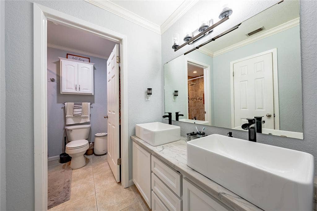 5 Linden Lane, Athens, TX 75751 5 Linden Lane, Athens, TX 75751