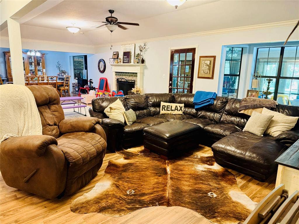 5 Linden Lane, Athens, TX 75751 5 Linden Lane, Athens, TX 75751