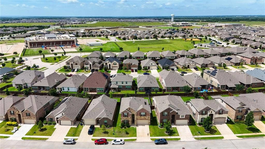 817 Black Hawk Drive, Princeton, TX 75407 817 Black Hawk Drive, Princeton, TX 75407