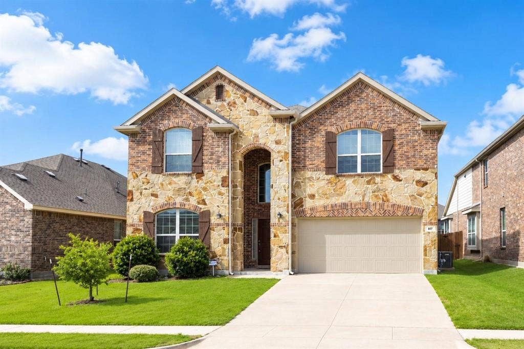 817 Black Hawk Drive, Princeton, TX 75407 817 Black Hawk Drive, Princeton, TX 75407