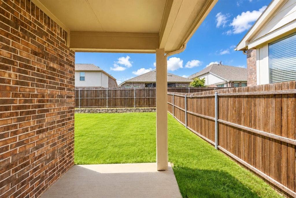 817 Black Hawk Drive, Princeton, TX 75407 817 Black Hawk Drive, Princeton, TX 75407