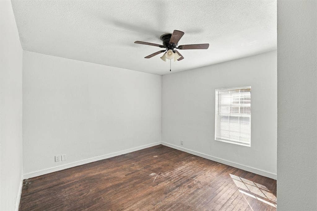 405 N Atlantic Street, #407, Cleburne, TX 76031