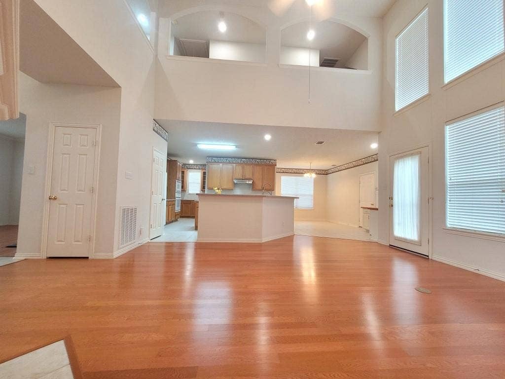 3509 Dripping Springs Drive, Plano, TX 75025 3509 Dripping Springs Drive, Plano, TX 75025