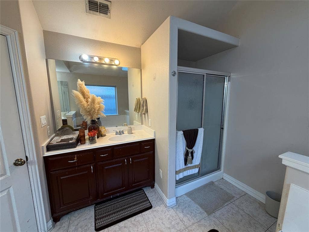 2127 Rana Park, Flint, TX 75762 2127 Rana Park, Flint, TX 75762