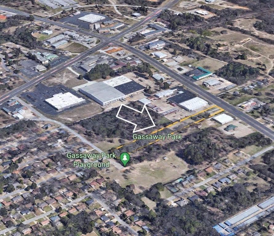 3110 W Gentry Parkway, Tyler, TX 75702 Property Map. Illustrating the site boundaries and geographic location of the property