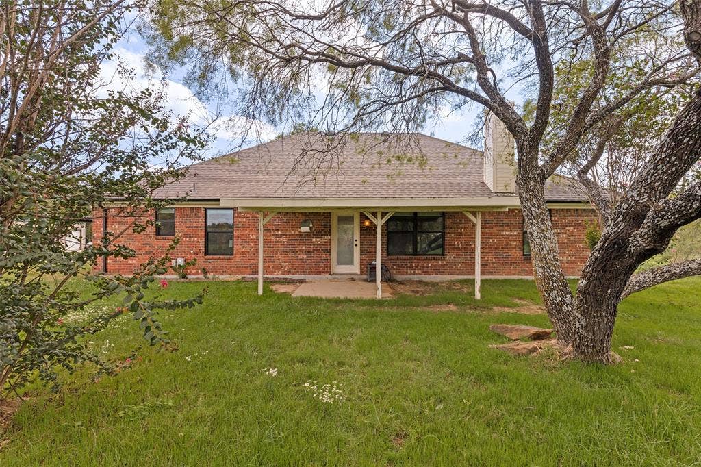 8525 County Road 528, Burleson, TX 76028