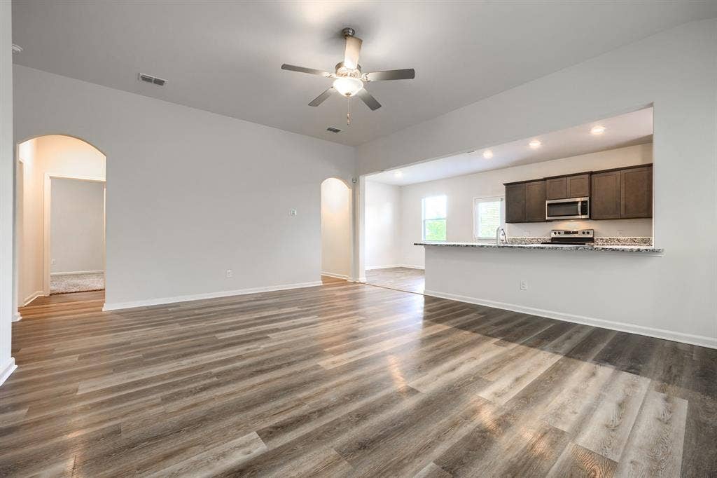 2030 Belmont Drive, Seagoville, TX 75159 2030 Belmont Drive, Seagoville, TX 75159