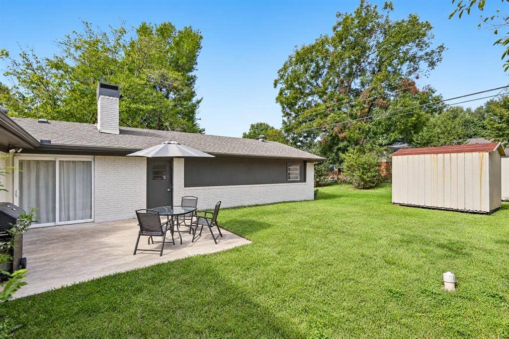 116 San Jacinto Street, Waxahachie, TX 75165 116 San Jacinto Street, Waxahachie, TX 75165