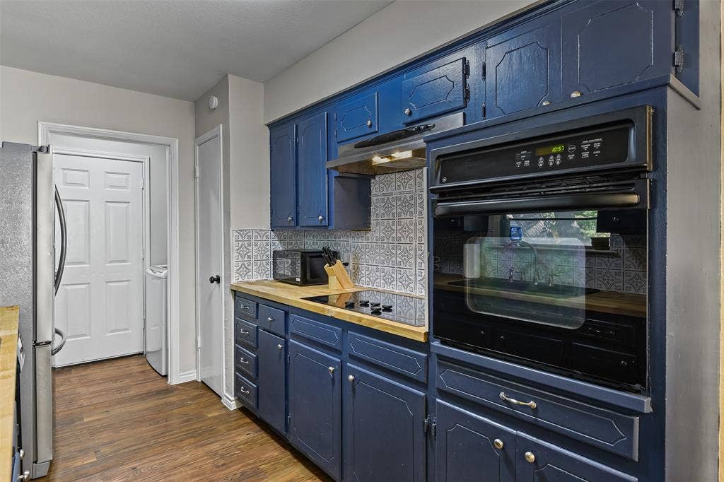 116 San Jacinto Street, Waxahachie, TX 75165 116 San Jacinto Street, Waxahachie, TX 75165