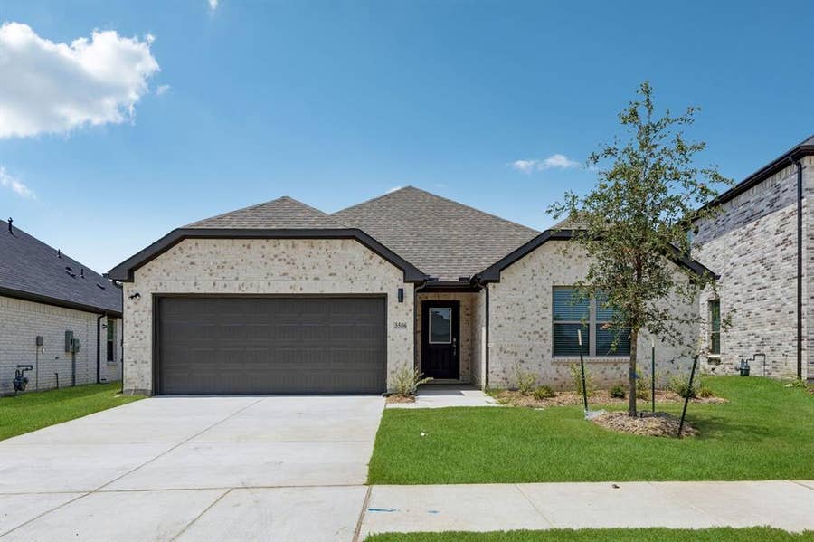 Property photo for 10724 Dillion Street, Fort Worth, TX