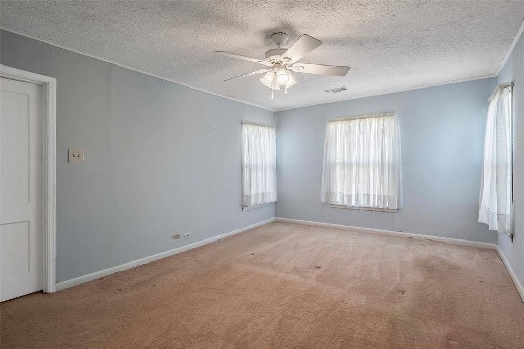 465 Southview Drive, Lucas, TX 75002 465 Southview Drive, Lucas, TX 75002