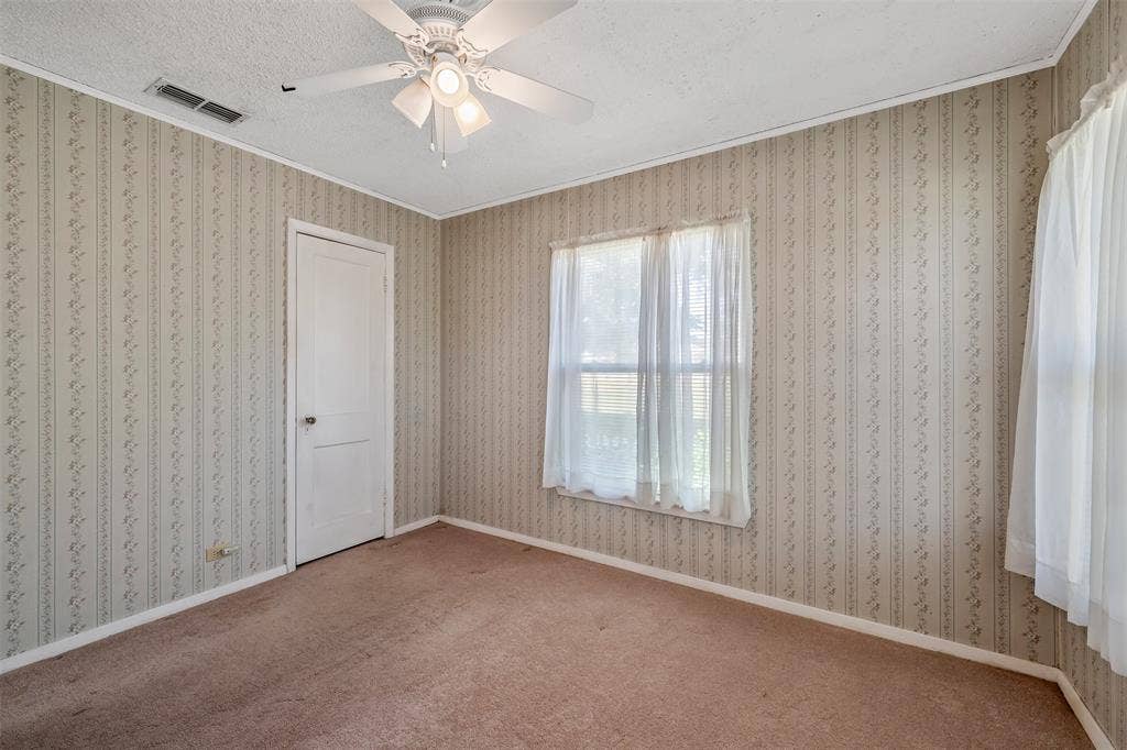 465 Southview Drive, Lucas, TX 75002 465 Southview Drive, Lucas, TX 75002