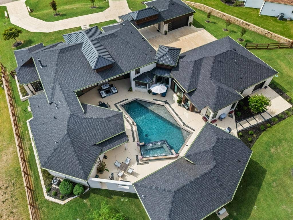 3316 Castlehill Court, Northlake, TX 76247