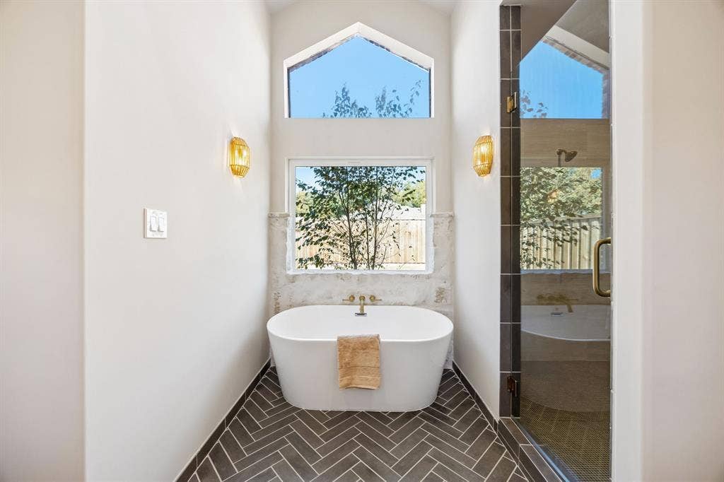 6411 Camille Avenue, Dallas, TX 75252