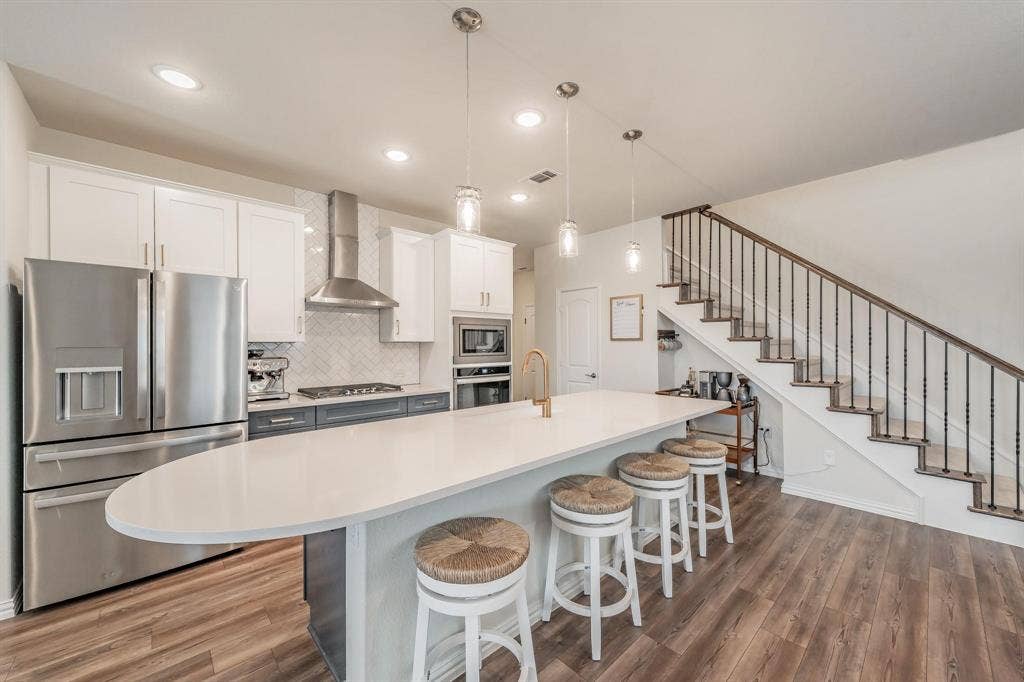 2725 Henson Lane, Garland, TX 75040 2725 Henson Lane, Garland, TX 75040