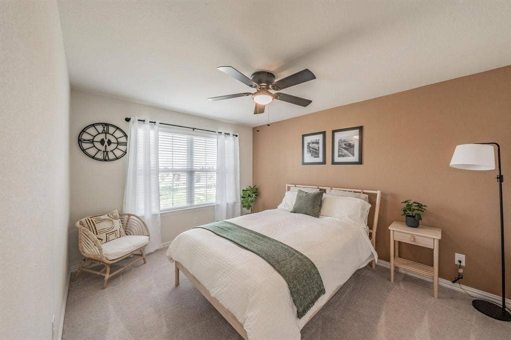 2725 Henson Lane, Garland, TX 75040 2725 Henson Lane, Garland, TX 75040