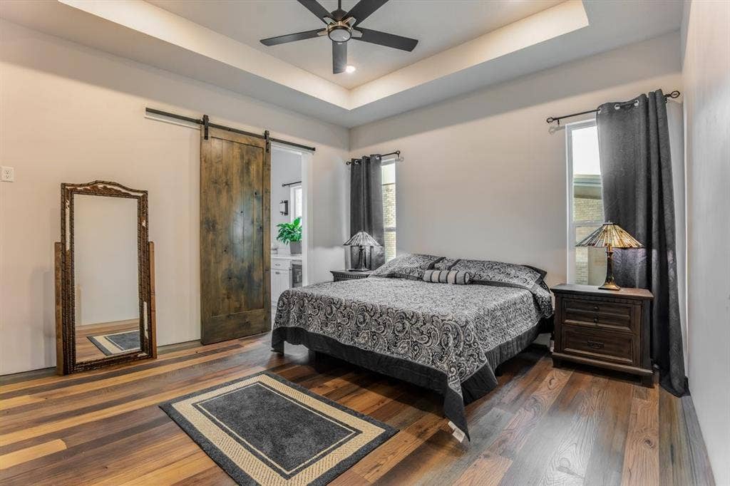 6015 Bonanza Drive, #D, Granbury, TX 76049