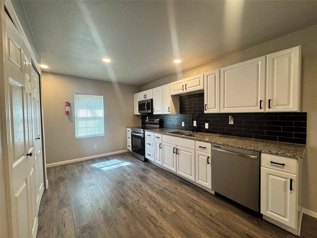 2707 Cross Street, Dallas, TX 75210 2707 Cross Street, Dallas, TX 75210