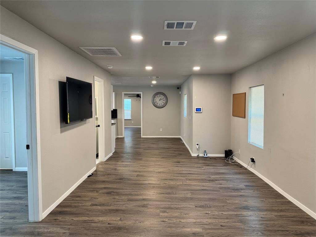 2707 Cross Street, Dallas, TX 75210 2707 Cross Street, Dallas, TX 75210