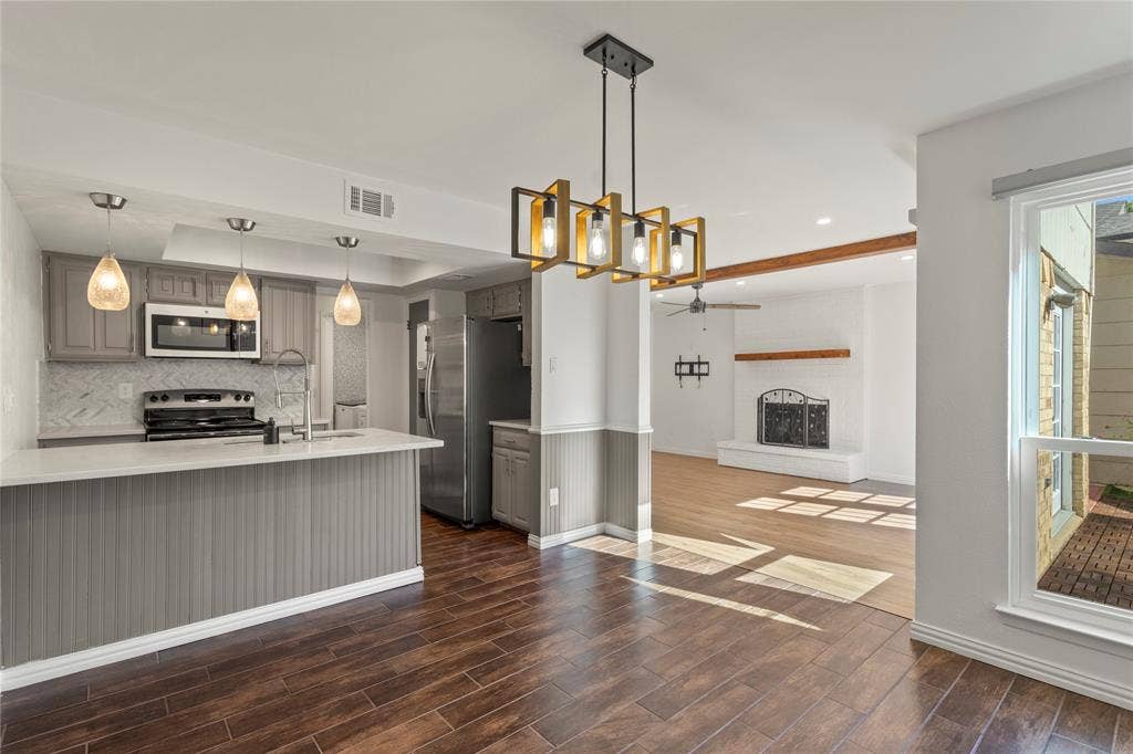 2908 Nova Drive, Garland, TX 75044 2908 Nova Drive, Garland, TX 75044