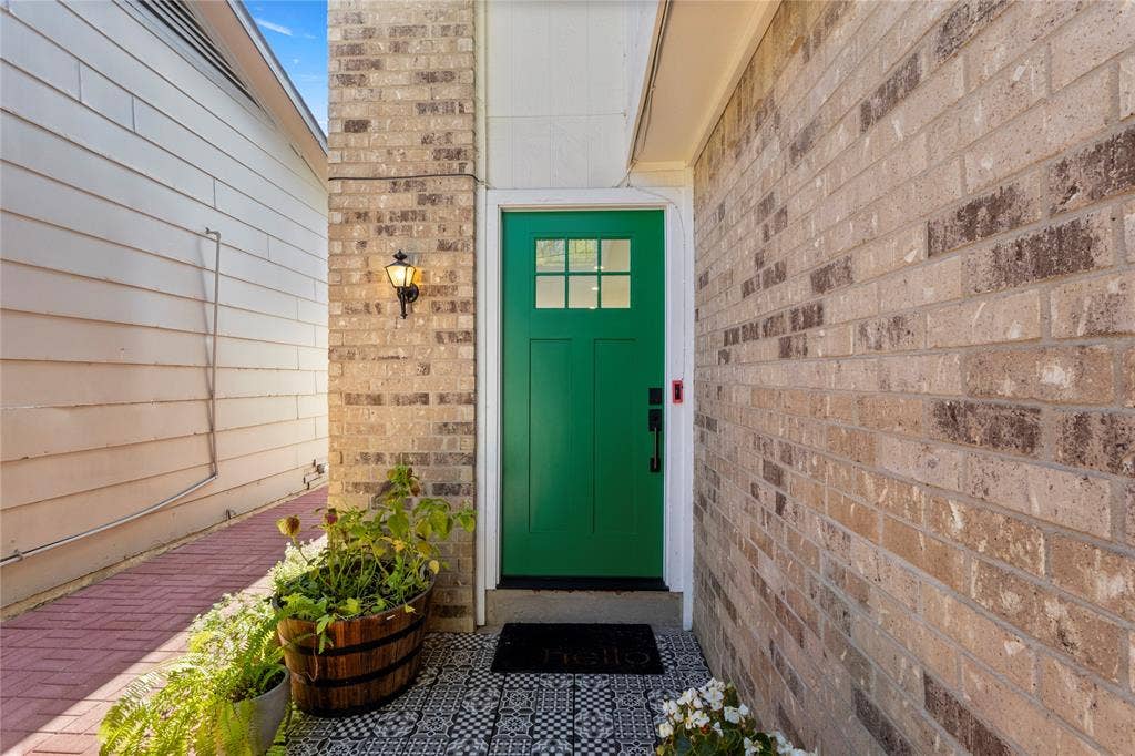 2908 Nova Drive, Garland, TX 75044 2908 Nova Drive, Garland, TX 75044
