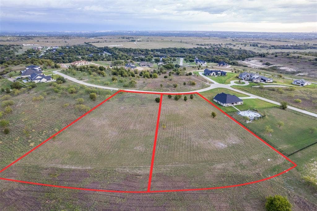 2040 Hidden Bluff Drive, Aledo, TX 76008