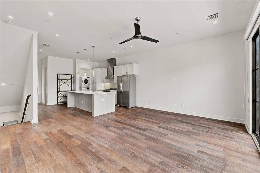 5122 Capitol Avenue, #103, Dallas, TX 75206 5122 Capitol Avenue, #103, Dallas, TX 75206