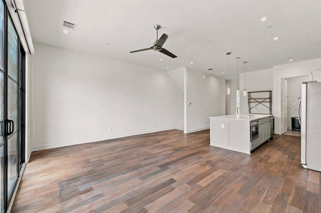 5122 Capitol Avenue, #103, Dallas, TX 75206 5122 Capitol Avenue, #103, Dallas, TX 75206