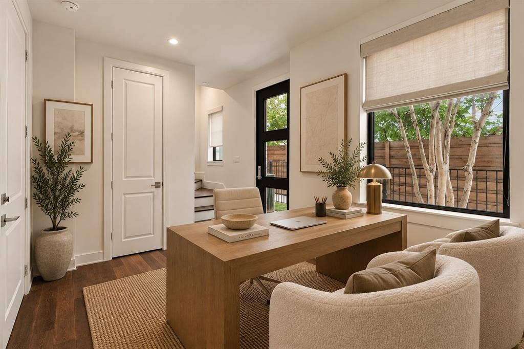 5122 Capitol Avenue, #103, Dallas, TX 75206 Virtually staged