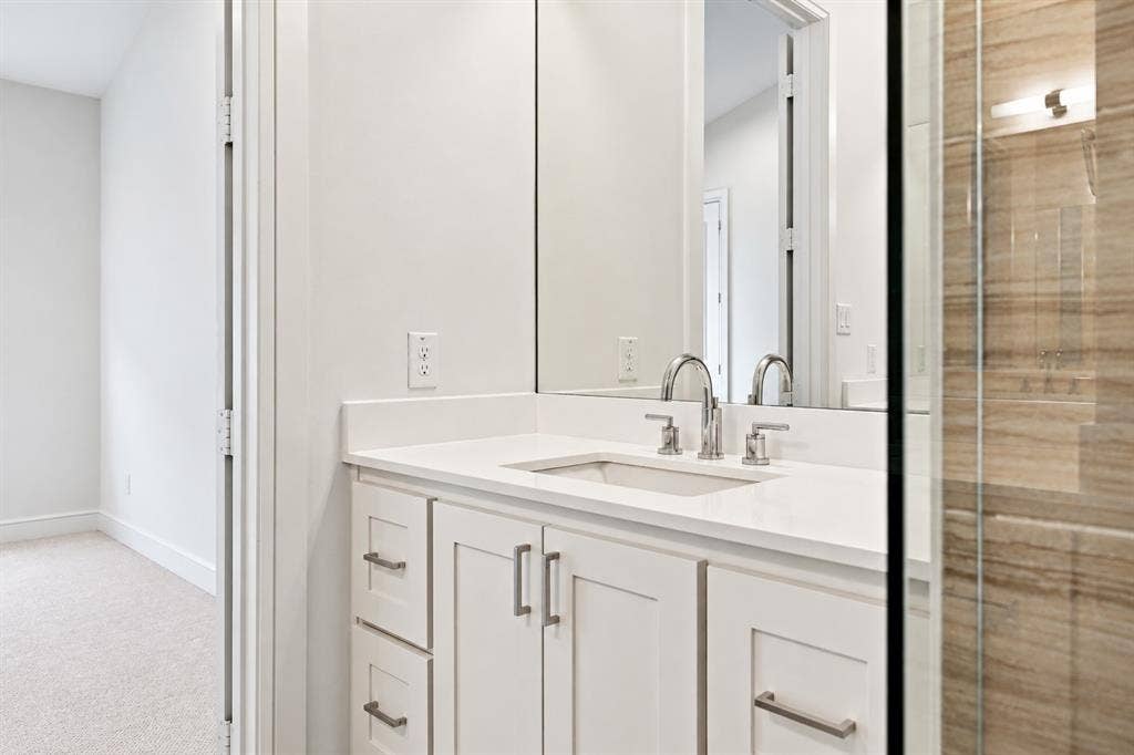 5122 Capitol Avenue, #103, Dallas, TX 75206 5122 Capitol Avenue, #103, Dallas, TX 75206