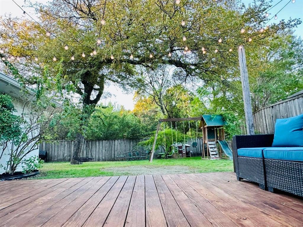 8405 Creekwood Drive, Dallas, TX 75228 8405 Creekwood Drive, Dallas, TX 75228