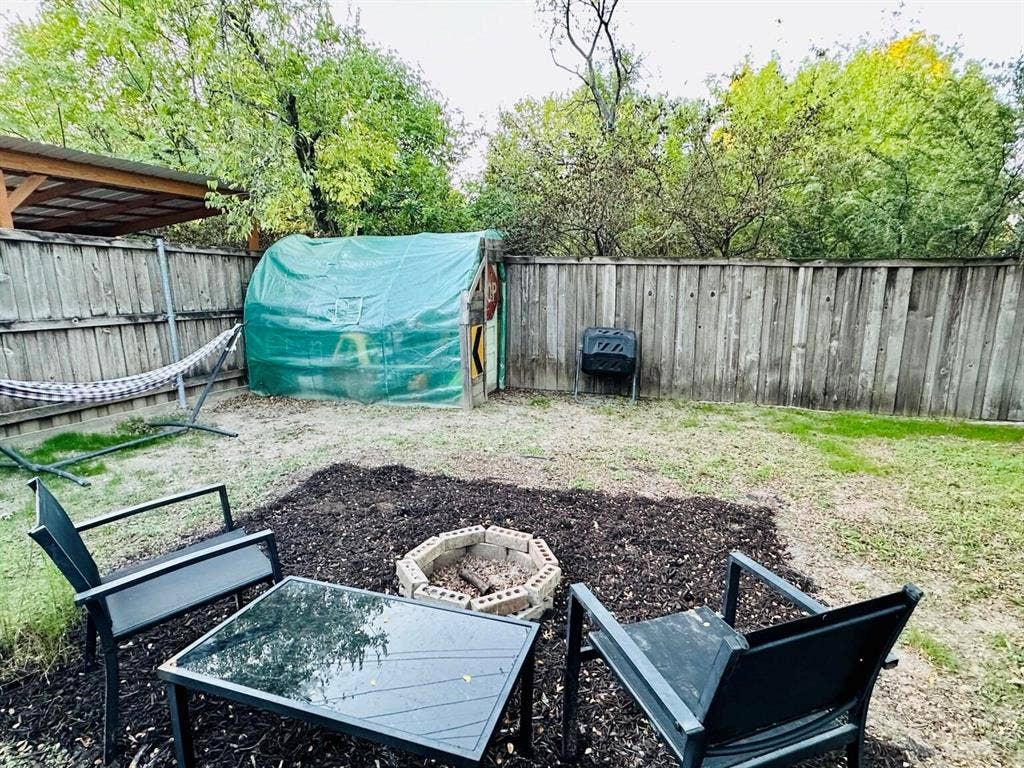 8405 Creekwood Drive, Dallas, TX 75228 8405 Creekwood Drive, Dallas, TX 75228