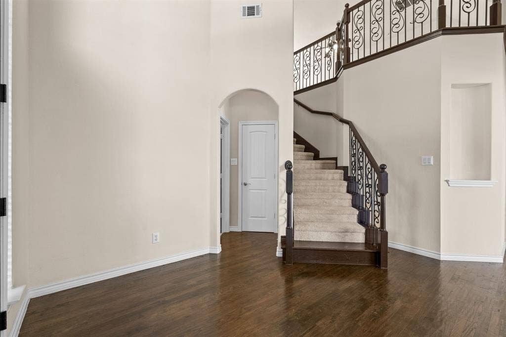 10437 Chantry Lane, Frisco, TX 75035 Front Entry