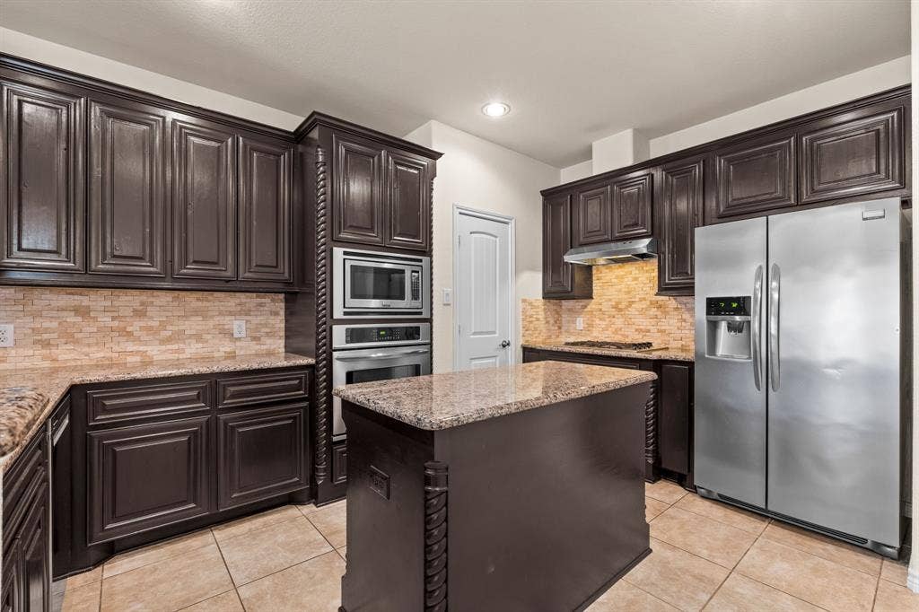 10437 Chantry Lane, Frisco, TX 75035 Kitchen