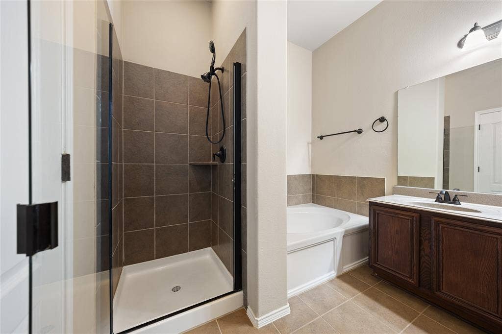 5124 Hidden Knolls Drive, McKinney, TX 75071 5124 Hidden Knolls Drive, McKinney, TX 75071