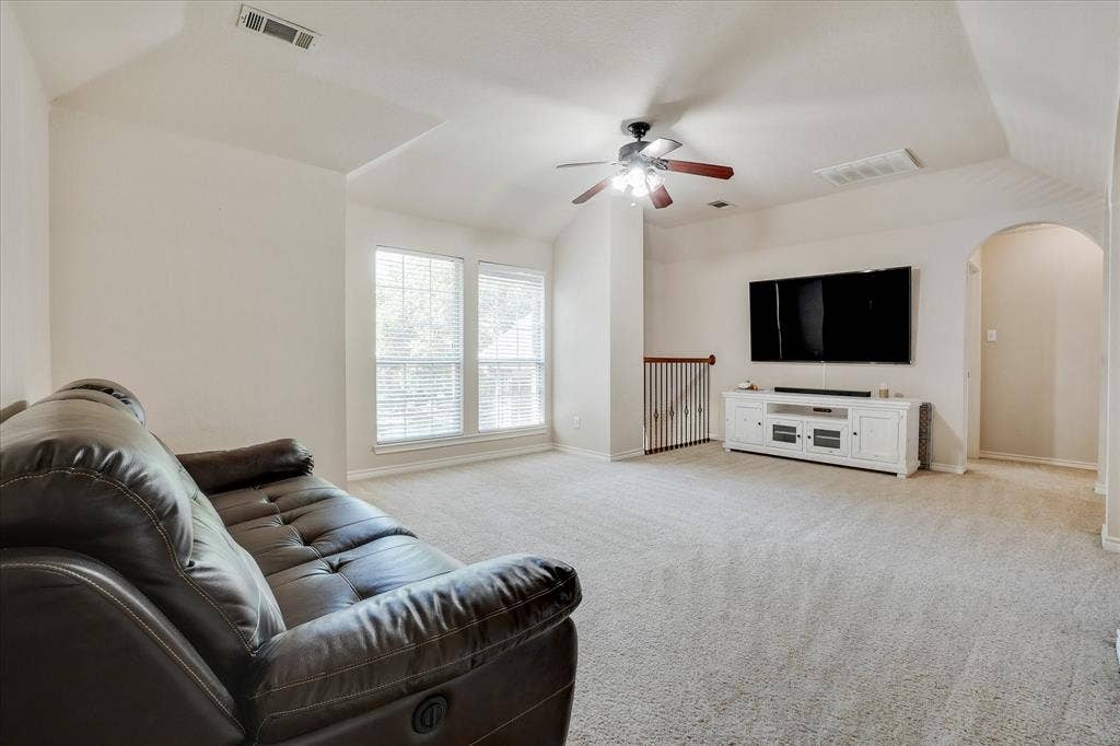 10153 Ferry Farm Lane, Frisco, TX 75035 10153 Ferry Farm Lane, Frisco, TX 75035
