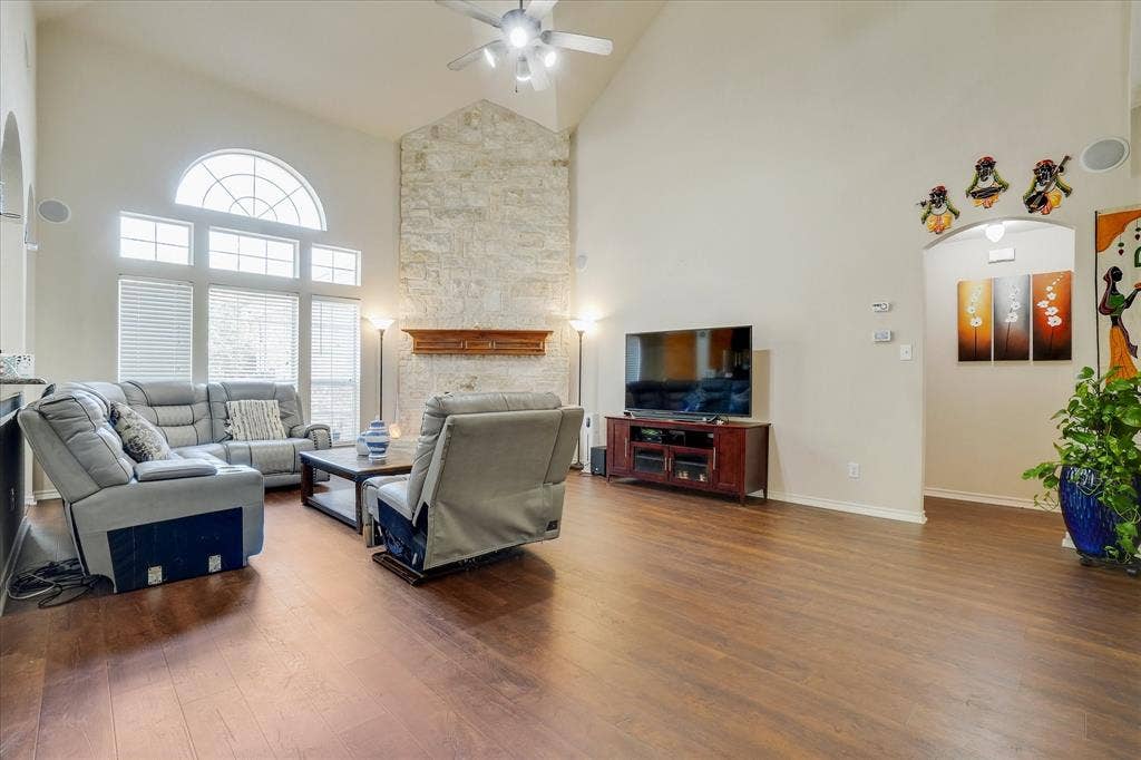 10153 Ferry Farm Lane, Frisco, TX 75035 10153 Ferry Farm Lane, Frisco, TX 75035