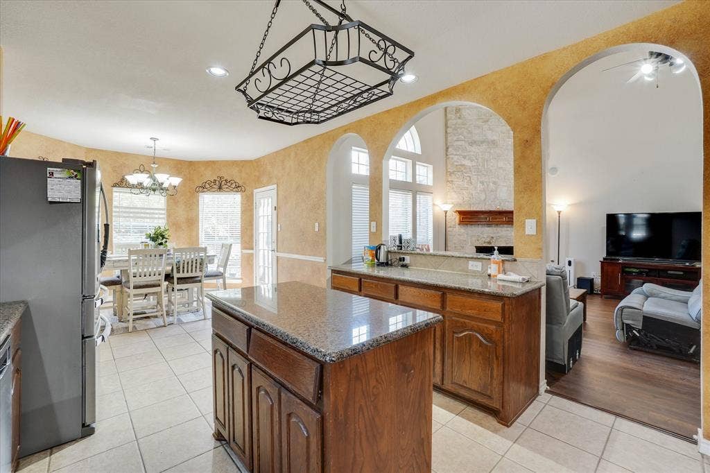 10153 Ferry Farm Lane, Frisco, TX 75035 10153 Ferry Farm Lane, Frisco, TX 75035