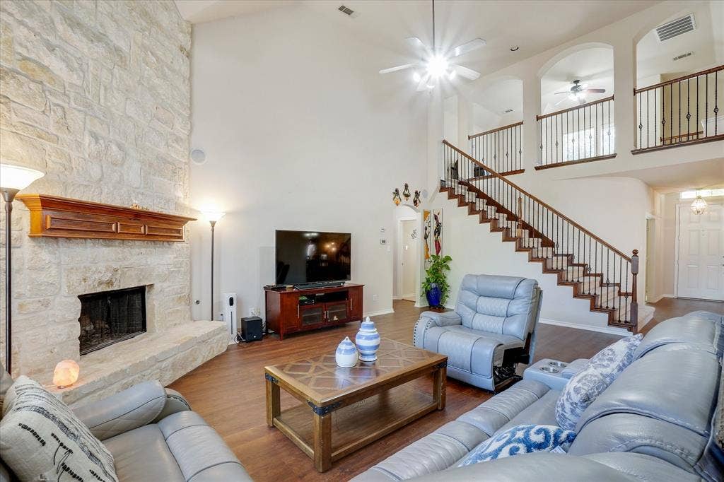 10153 Ferry Farm Lane, Frisco, TX 75035 10153 Ferry Farm Lane, Frisco, TX 75035