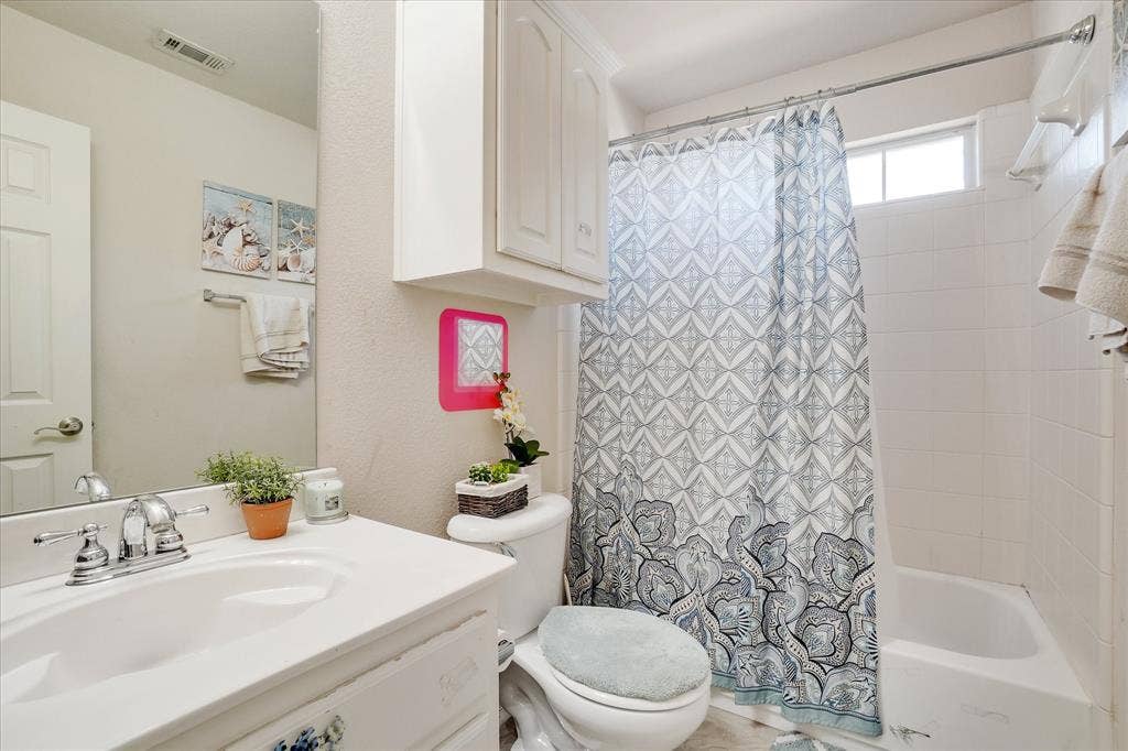 10153 Ferry Farm Lane, Frisco, TX 75035 10153 Ferry Farm Lane, Frisco, TX 75035
