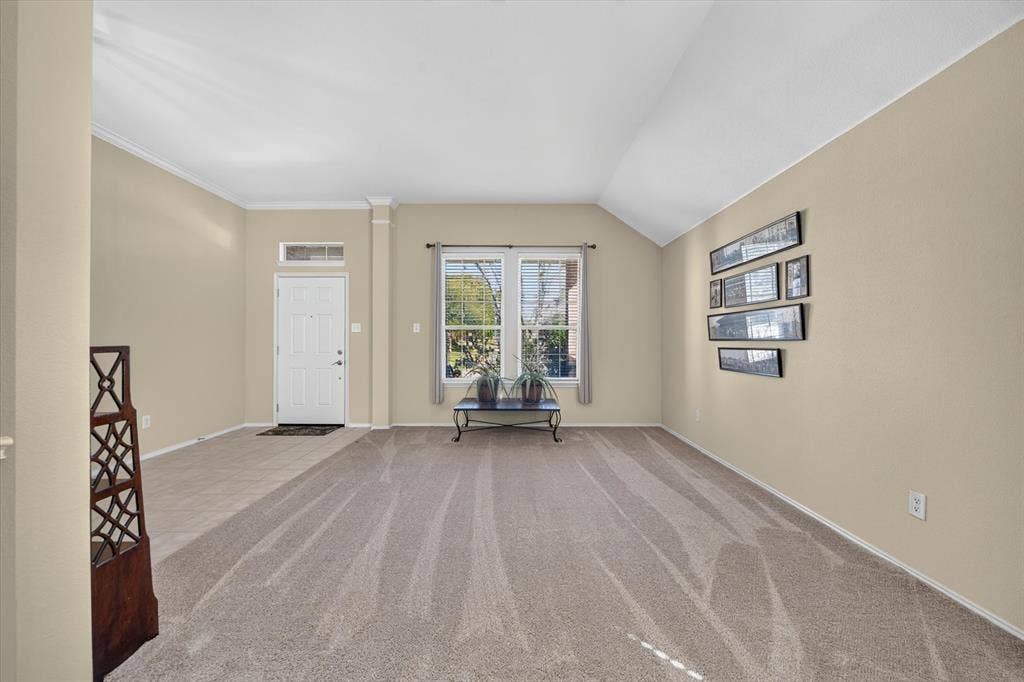 5717 Southern Hills Drive, North Richland Hills, TX 76180