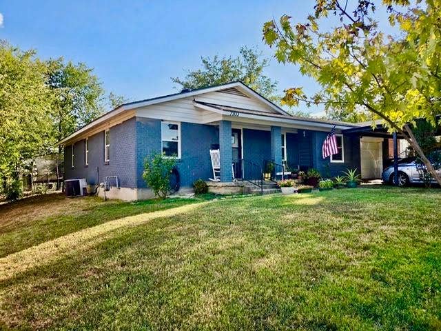 Property photo for 7933 Tumbleweed Trail, White Settlement, TX