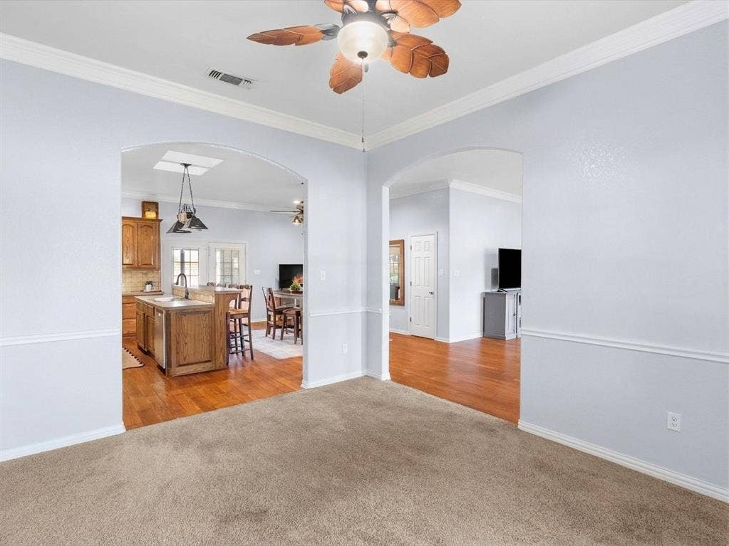3103 Rim Rock Court, Granbury, TX 76049 Dining area conveniently located off kitchen