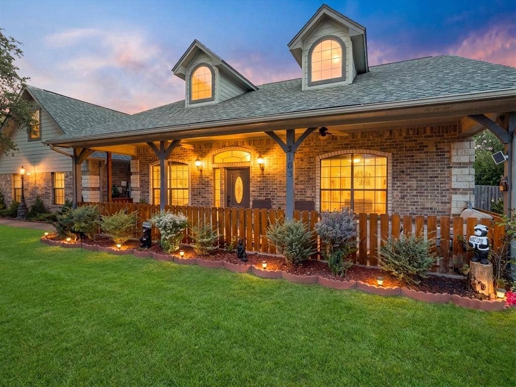 3103 Rim Rock Court, Granbury, TX 76049 3103 Rim Rock Court, Granbury, TX 76049