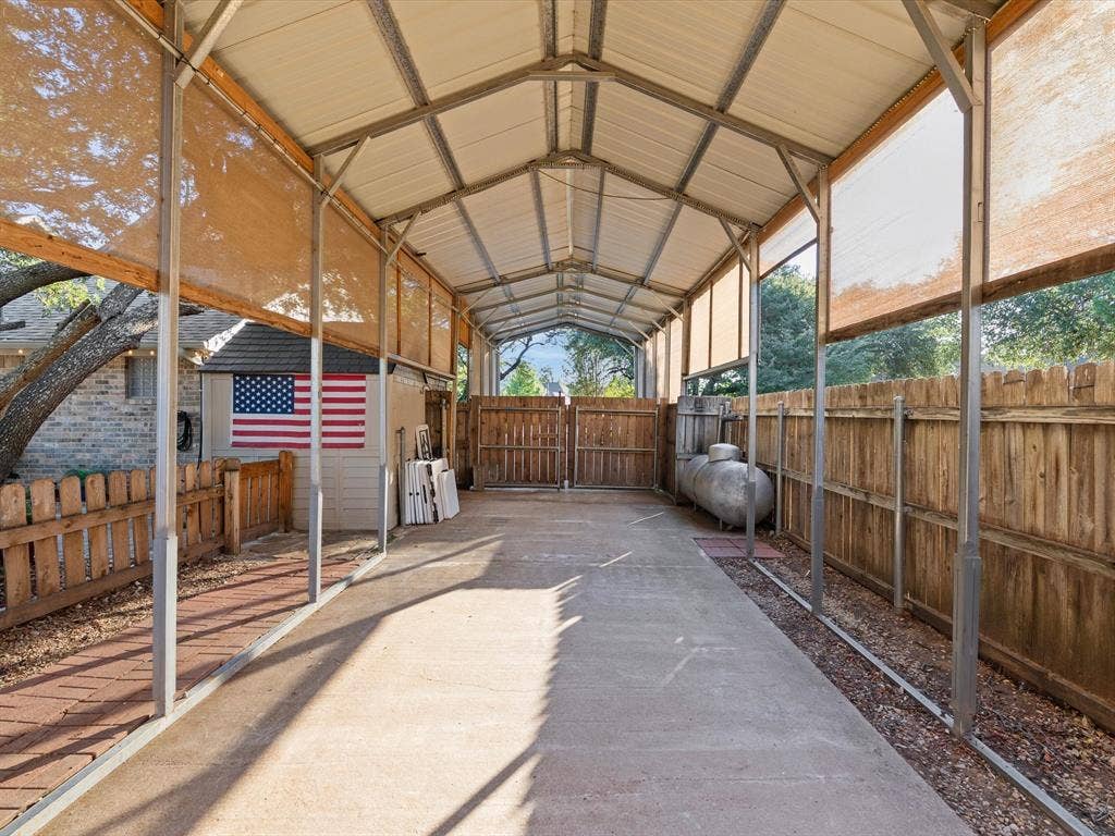 3103 Rim Rock Court, Granbury, TX 76049 RV parking