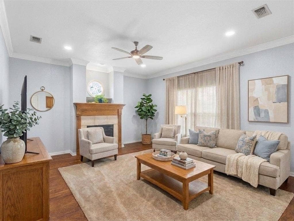3103 Rim Rock Court, Granbury, TX 76049 Virtually staged