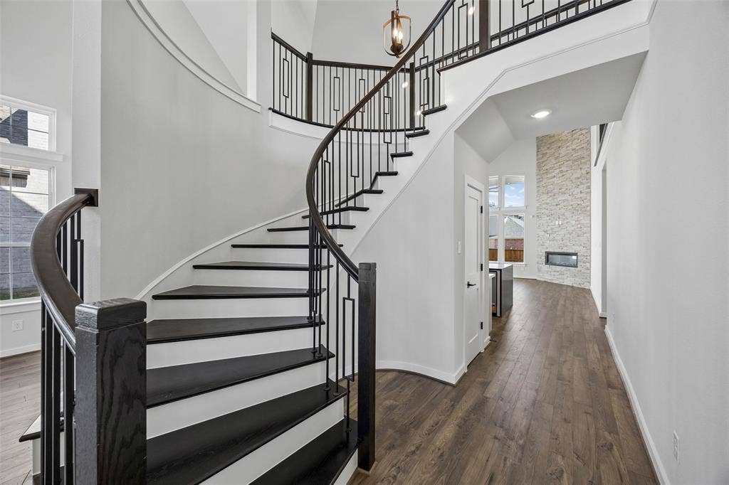 8514 Great Stone Trail, Rowlett, TX 75089