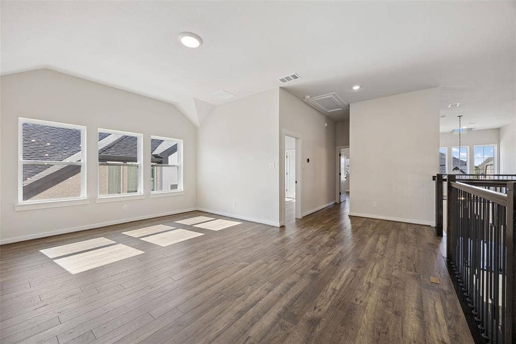 8514 Great Stone Trail, Rowlett, TX 75089