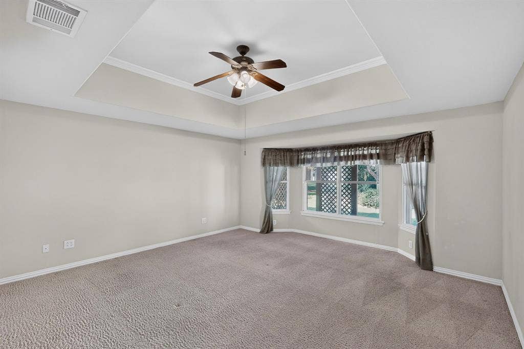 9900 Hanford Drive, Denton, TX 76207
